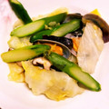 ひろたんはもも組's cooksnap of when they made 超簡単♪♪❤きゃべつとあさりの酒蒸し風❤.