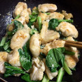 ＋SUN3's cooksnap of when they made 簡単！鶏ムネ肉と小松菜の味噌マヨ炒め.
