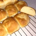 Yooboo's cooksnap of when they made 中力粉でお手軽。ふわふわミルクパン。.