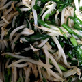 ムーミンママヨ's cooksnap of when they made もやしとにらとえのきの炒め物.