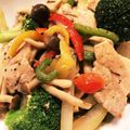mika121t's cooksnap of when they made 豚バラとブロッコリーのオイマヨ炒め.