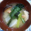 クック105KEH☆'s cooksnap of when they made だいこんと小松菜のみそ汁.