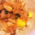 シュレックの嫁's cooksnap of when they made 余ったデミグラスソースで簡単オムライス.