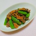 まあまま☆0403's cooksnap of when they made スナップエンドウとクルミと牛肉の炒め物.
