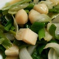 SHⅰ's cooksnap of when they made ホタテと小松菜のオイスターソース炒め.