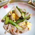 ＴＯＭＯＷＡＴ's cooksnap of when they made 豚アスパラシメジの辛マヨ炒め.