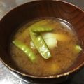 わたさな2016's cooksnap of when they made 絹さやとじゃが芋★味噌汁.