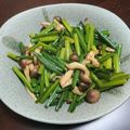 ☆AKOCHAN☆'s cooksnap of when they made 花ニラ(ニラ)ときのこの中華炒め.