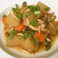 MaiDireMai's cooksnap of when they made 大根と豚バラの煮物.
