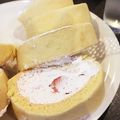 K＊M＊Y's cooksnap of when they made 簡単すぎる【黄金】使ってロールケーキ.