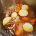 nekomaruta's cooksnap of when they made 圧力鍋で肉じゃが.