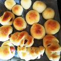 たまごちくわつくね8's cooksnap of when they made HB☆ヨーグルトでしっとり丸パン.