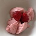 ばちをん's cooksnap of when they made 春の香りいっぱい☆苺のヨーグルトゼリー.