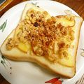 卯月のうさぎ２０１４'s cooksnap of when they made りんごとフルーツグラノーラのトースト.
