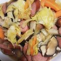 pucyipan's cooksnap of when they made キャベツとウインナーの炒め煮.