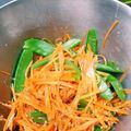 牛乳育ち's cooksnap of when they made 彩！人参と絹さやの胡麻和え.