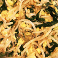 bird34's cooksnap of when they made トロ～と!! ニラともやしの卵とじ.