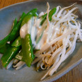 おぶうさま's cooksnap of when they made もやしと絹さやのワサビマヨ醤油.