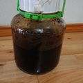 amadokoro's cooksnap of when they made 生糀で作る手作り醤油こうじ.