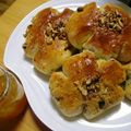 ✢Ghana✢'s cooksnap of when they made しっとりふわふわクルミパン（花型）.