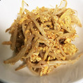 spring327's cooksnap of when they made ★ピリ辛★もやしと卵の豆板醤炒め.