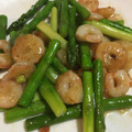 けんけん0801's cooksnap of when they made 簡単！海老とアスパラの塩炒め。弁当にも。.