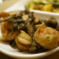 maruru-nn's cooksnap of when they made 旨味たっぷり◎えびとまいたけのバター醤油.