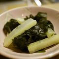 maruru-nn's cooksnap of when they made 大根とわかめの蒸し焼き～バタポン味～.