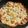 M33kitchen's cooksnap of when they made 餃子の皮で！＊簡単花マルピザ＊.