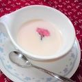 よこひぃ's cooksnap of when they made 桜風味のお茶で桜杏仁豆腐.