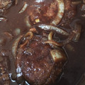Kanamarukk's cooksnap of when they made デミ缶を使った煮込みハンバーグ.