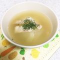 もりっこかふぇ's cooksnap of when they made 丸ごと新玉ねぎとベーコンのコンソメスープ.
