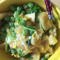 ルルルるか☆'s cooksnap of when they made ウスイエンドウの卵とじ丼.