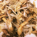 ＊にょにょん＊'s cooksnap of when they made 雪国まいたけともやしのごま和え.