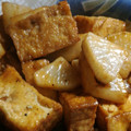 やぁちゃん0420's cooksnap of when they made 厚揚げと大根のとんかつソース炒め.