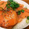 [*asuka*]'s cooksnap of when they made 甘海老とサーモンのブラックペッパー漬け丼.