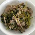 べりりーな's cooksnap of when they made 三つ葉1束使用！豚ときのこの塩ダレ炒め.