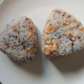 precious☆'s cooksnap of when they made ゆかりと鮭フレークのおにぎり.