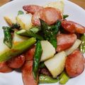 ⭐とっくん⭐'s cooksnap of when they made ソーセージとアスパラとじゃがいものソテー.