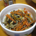 daimaru's cooksnap of when they made 舞茸と人参のきんぴら.