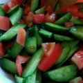 minotan's cooksnap of when they made トマトと、きゅうりの中華和えサラダ.