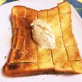 ゆり5569's cooksnap of when they made シナモン香るはちみつ&アイスのトースト.