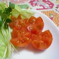 rie-tin's cooksnap of when they made プチトマトの飾切り～☆彩り、お助け！！.