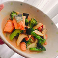 クック7P8K9S☆'s cooksnap of when they made 鮭とブロッコリーとエリンギの味噌マヨ炒め.