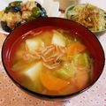 Richland☆Y's cooksnap of when they made ⭐️春キャベツを使った洋風味噌汁.