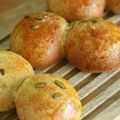 rakuen's cooksnap of when they made 全粒粉のパン（ホシノ使用）.