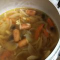ダイトモママ's cooksnap of when they made 春キャベツと新たまのコンソメスープ^_^.