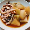 JTPA4S☆'s cooksnap of when they made TOP10♡コストコ焼きイカと大根の煮物.
