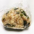 キロリン's cooksnap of when they made 野沢菜とおかかのおにぎり.