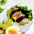 ☆のんのんの～ん☆'s cooksnap of when they made ひな祭りに♪スパム風ソーセージおにぎり.